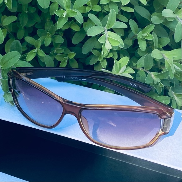 Gucci Accessories - Authentic Gucci Designer Sunglasses excellent used condition